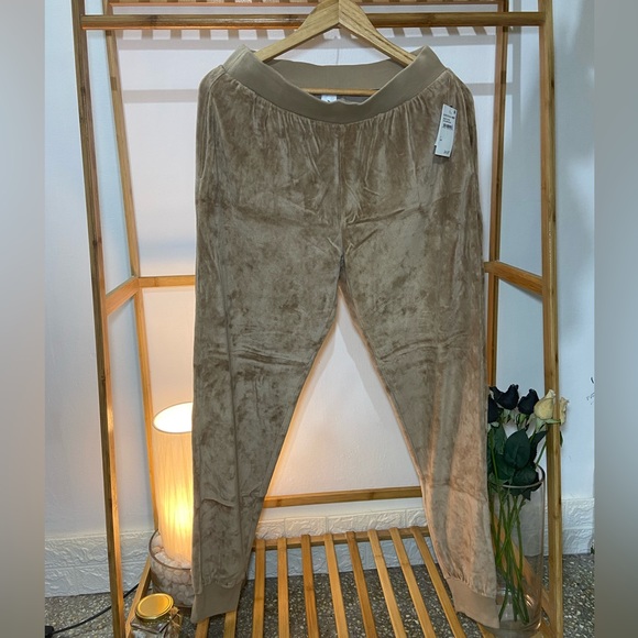 Abound Sweatpants Jogger’s. Size- L - Picture 5 of 13